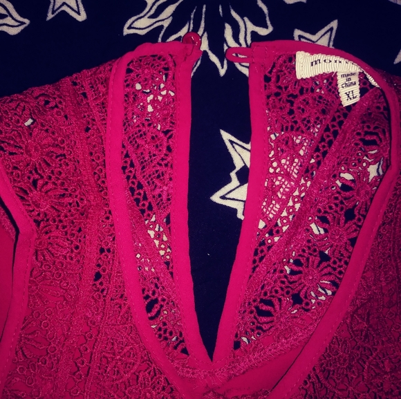 Lady in Red💃 - Picture 4 of 12